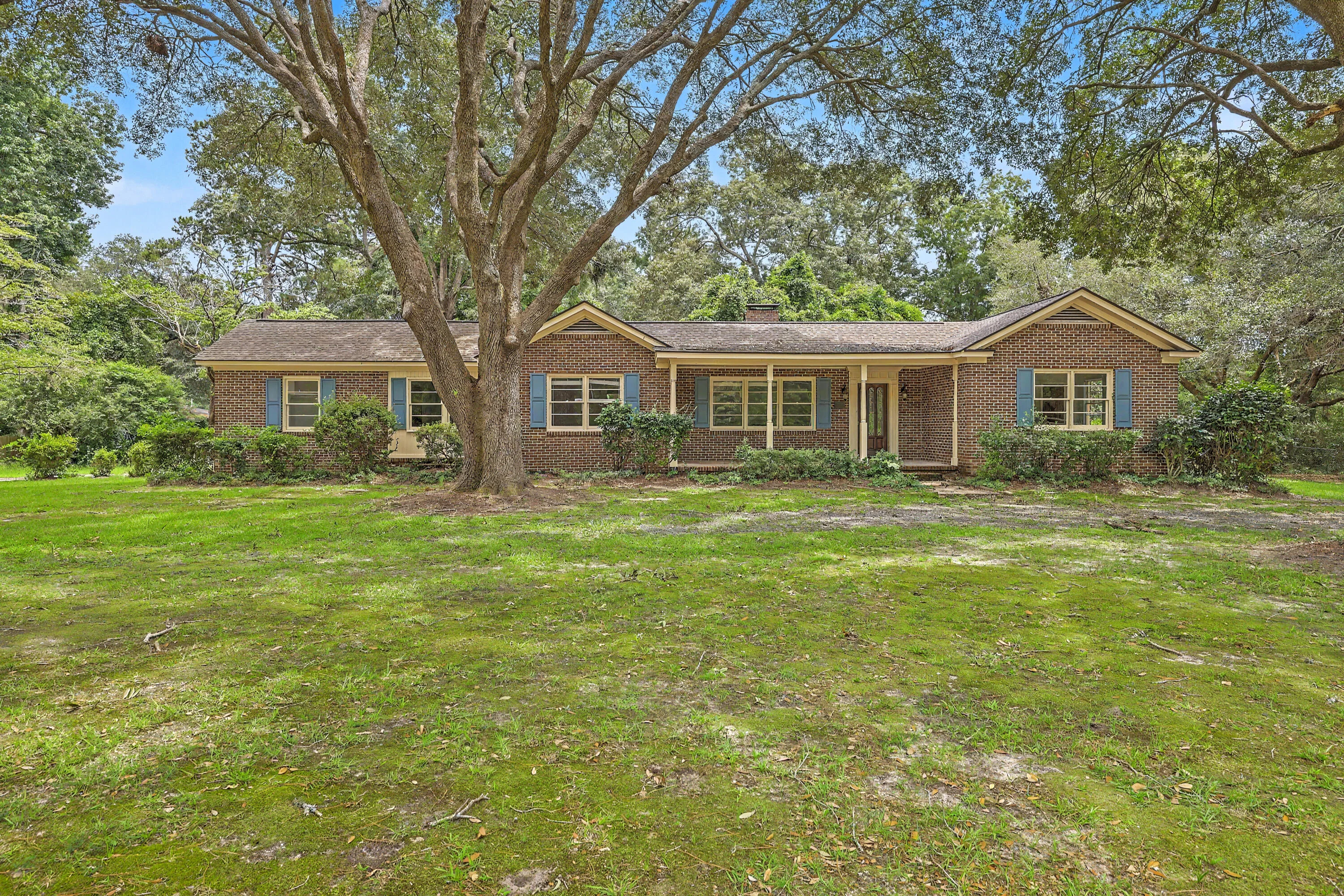 1611 Bacons Bridge Road