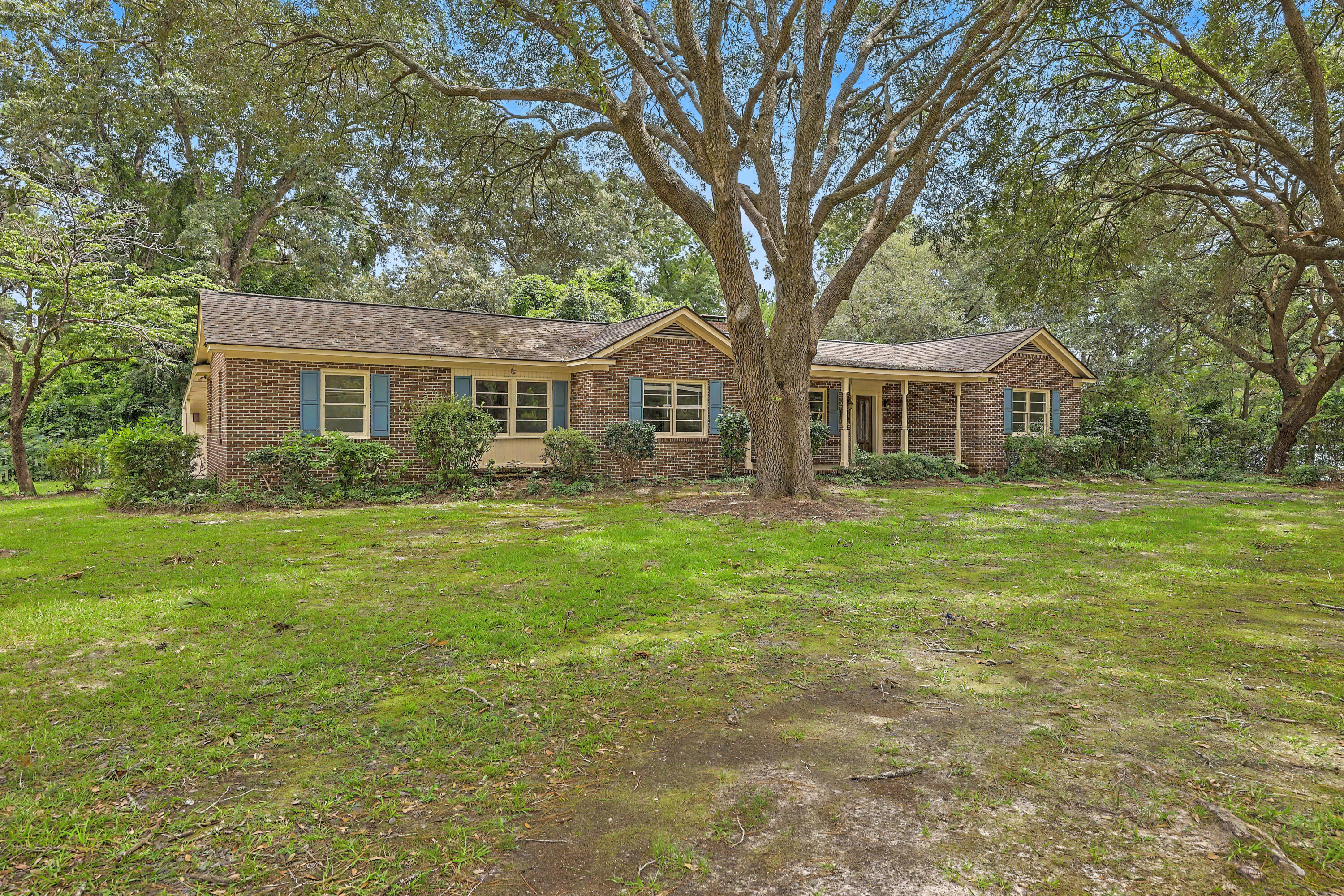 1611 Bacons Bridge Road