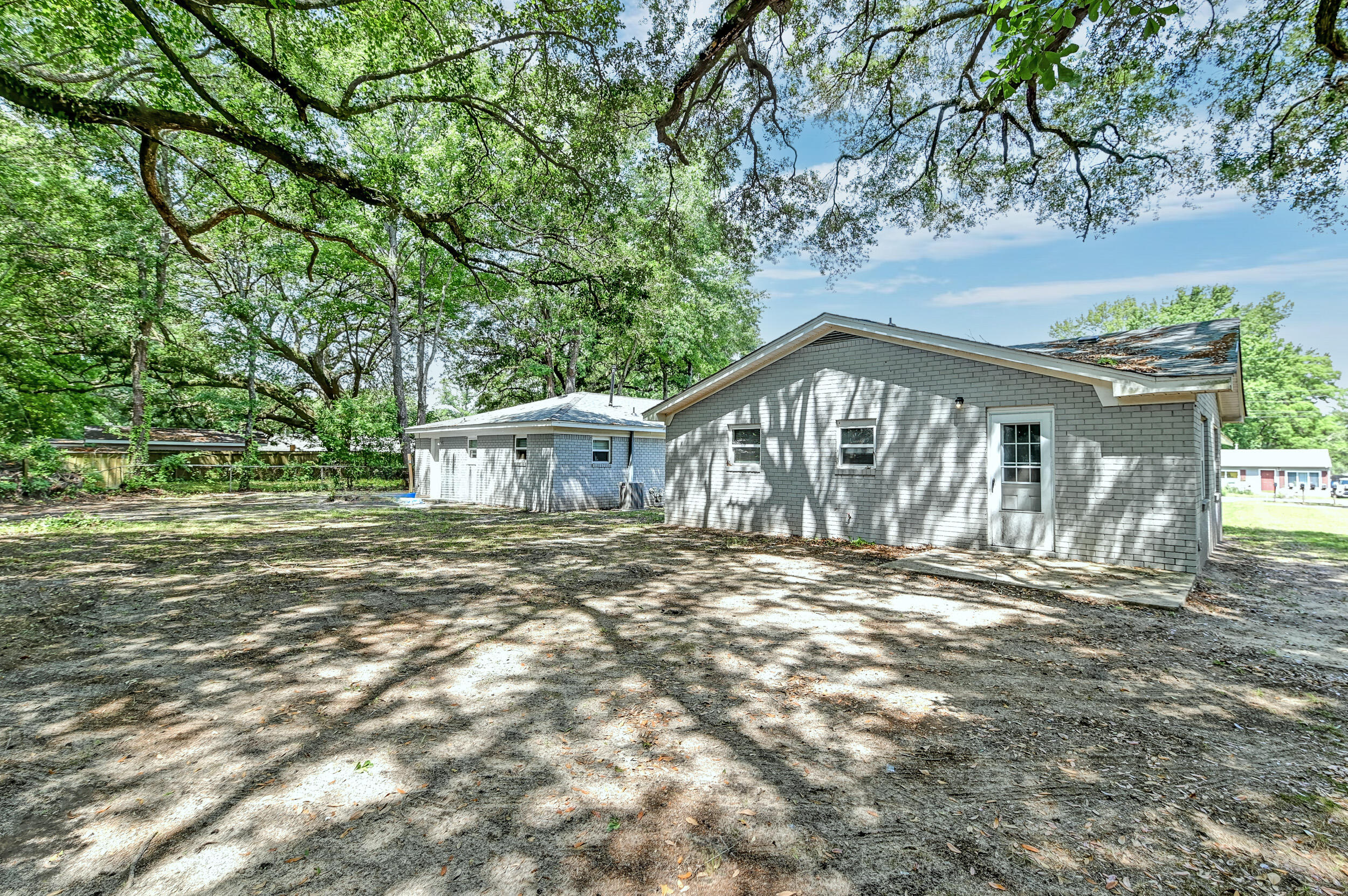 1523 N Avalon Circle