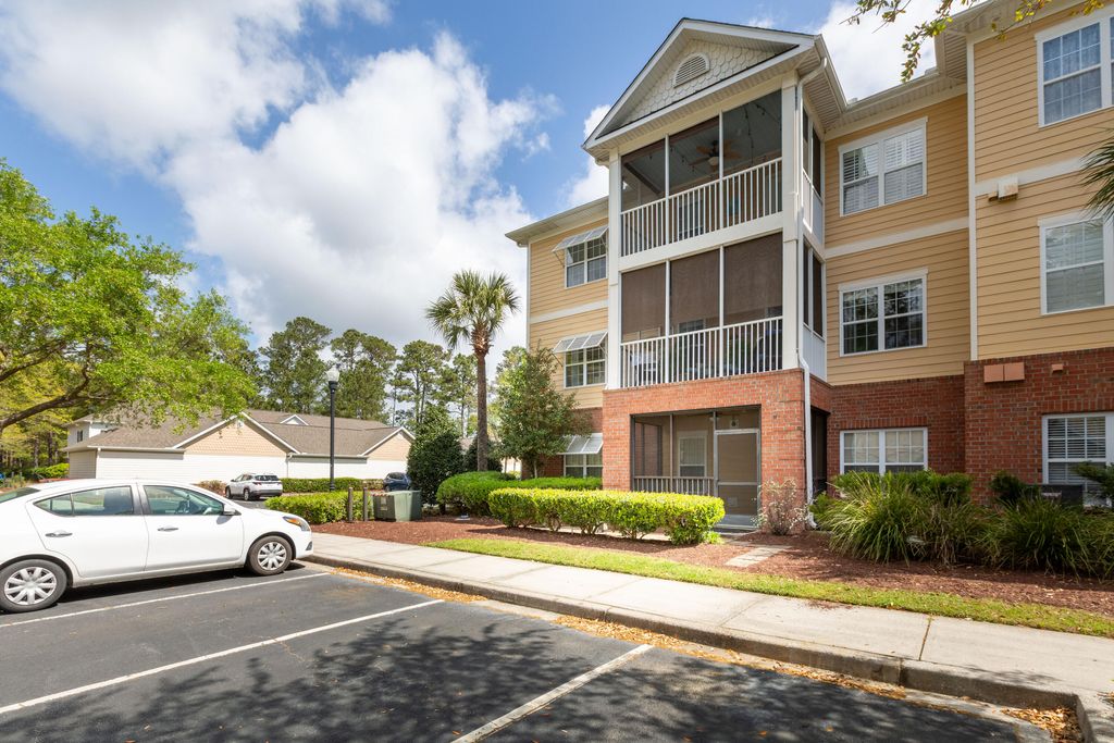 Photo of 1307 Basildon Road, Mount Pleasant, SC 29466 (MLS # 26009515)