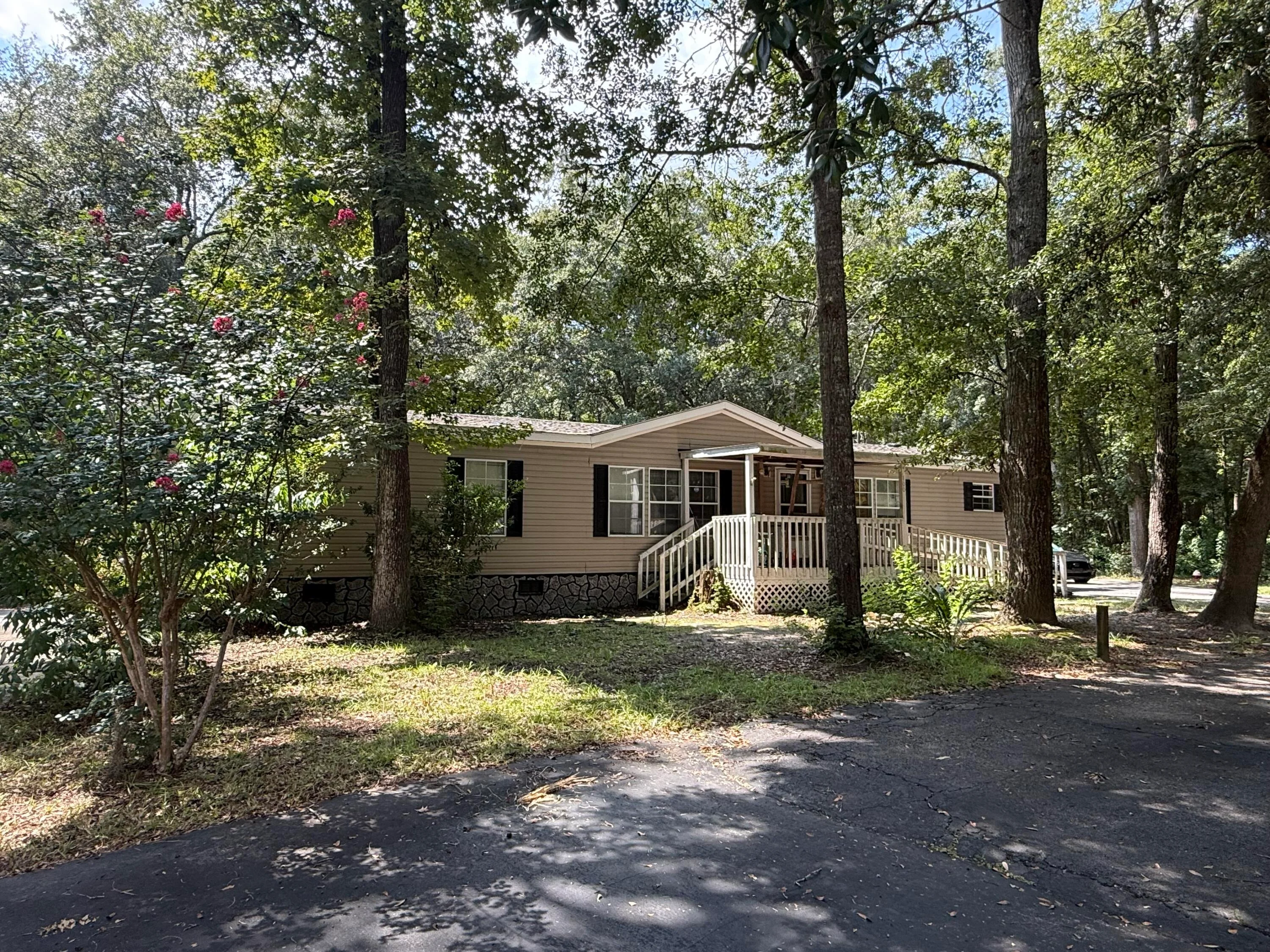 100 Dunmeyer Loop Road