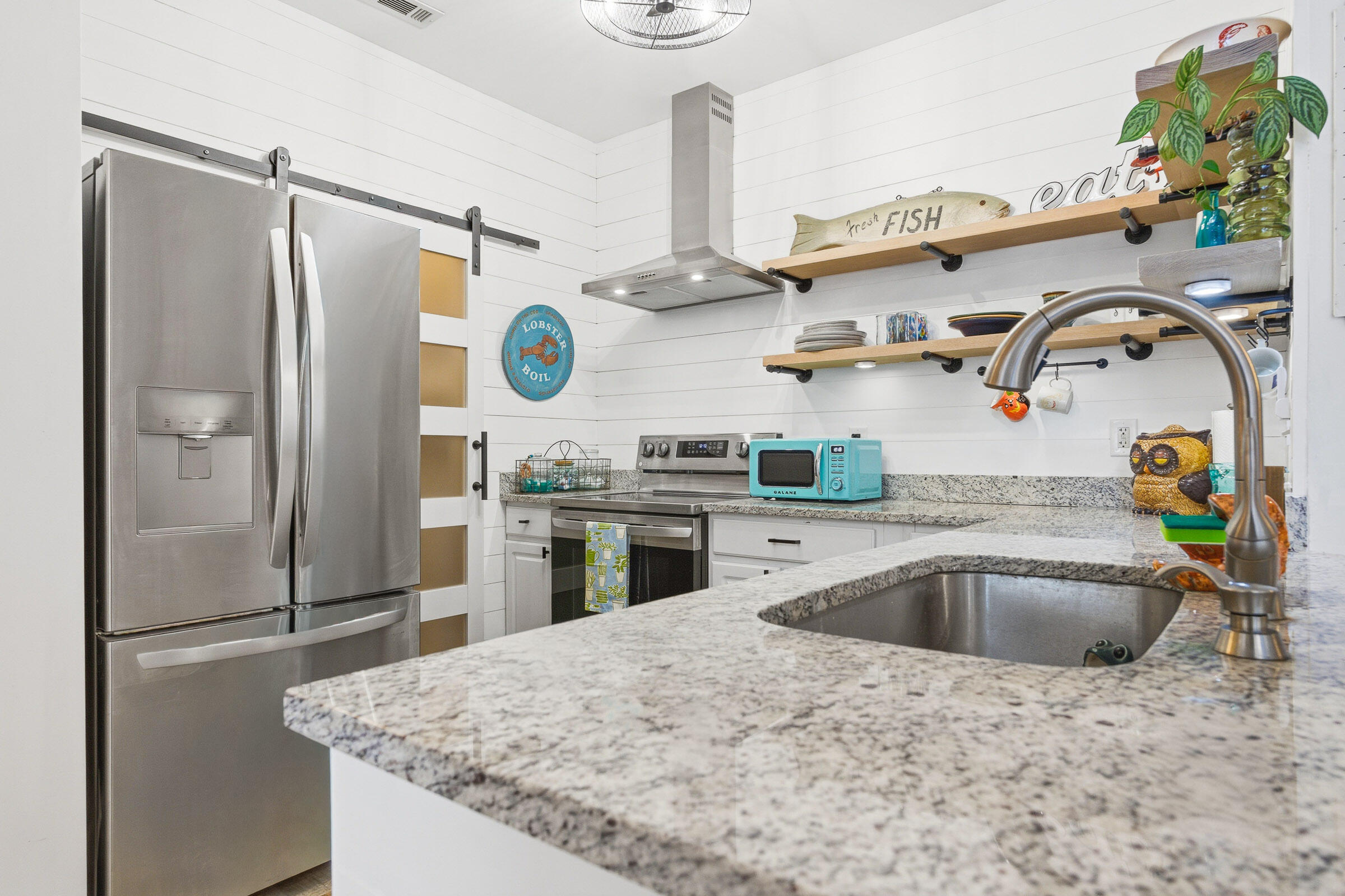 1600 Long Grove Drive 1513