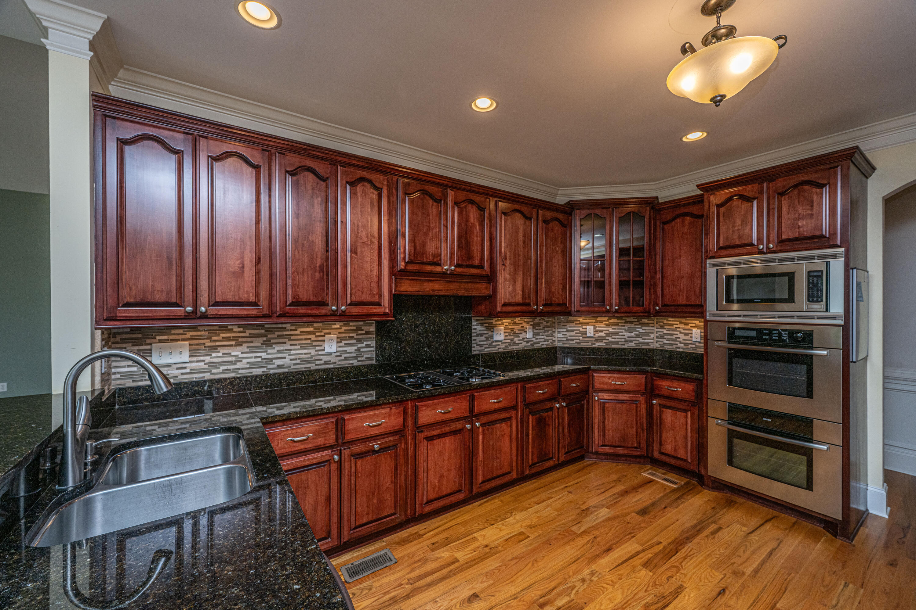8725 Herons Walk