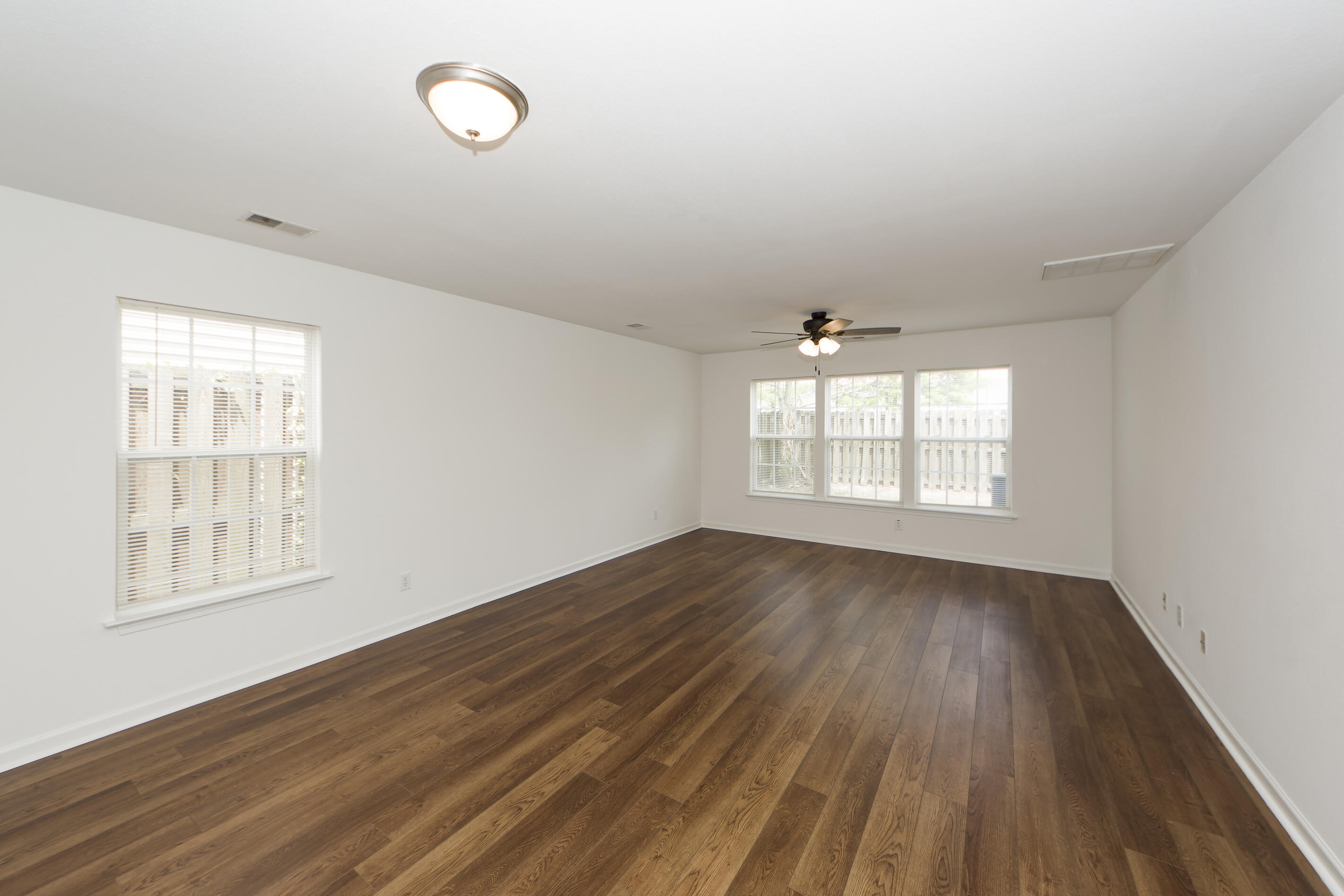 Photo 10 of 35 of 1306 Garland Street townhome