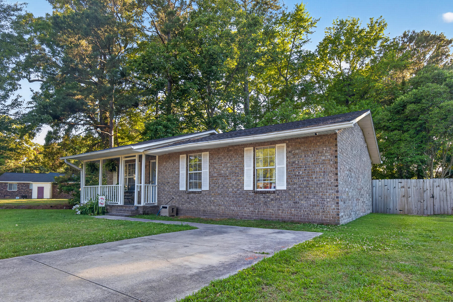 216 Azalea Court