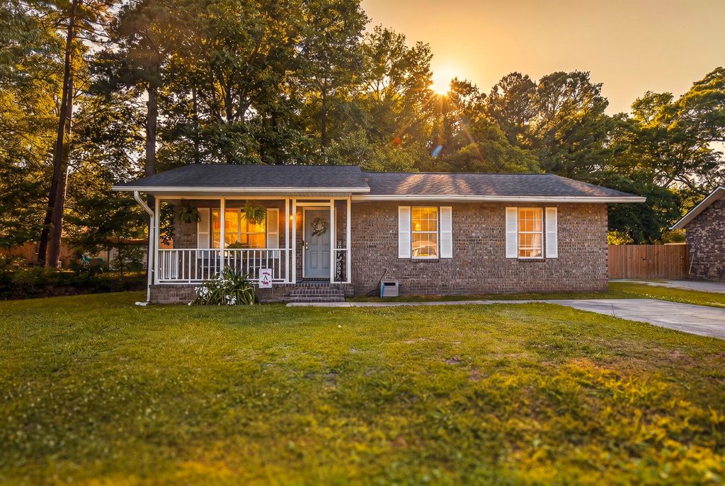 Photo of 216 Azalea Court, Moncks Corner, SC 29461 (MLS # 26014756)