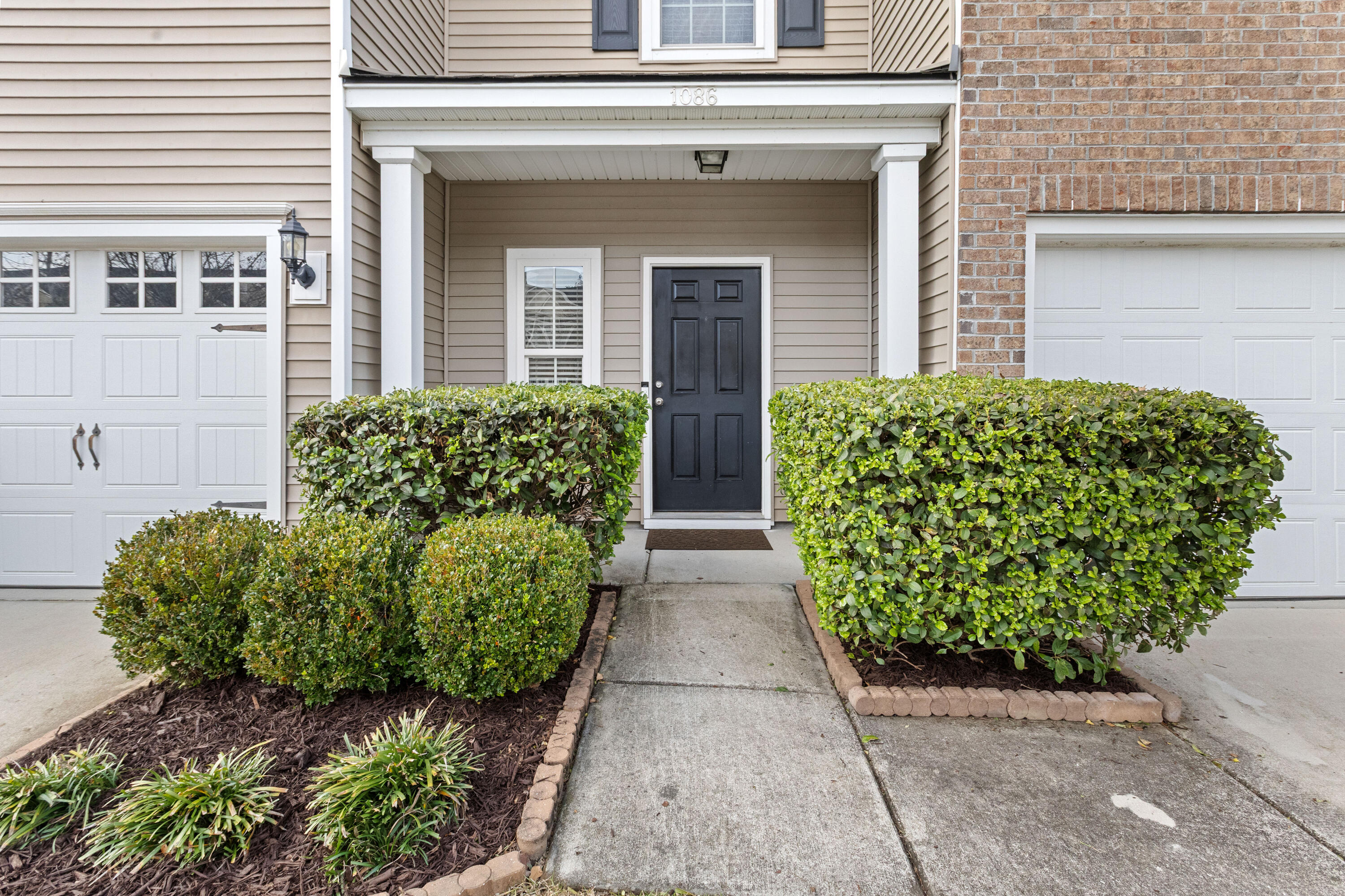 1086 Bennington Drive