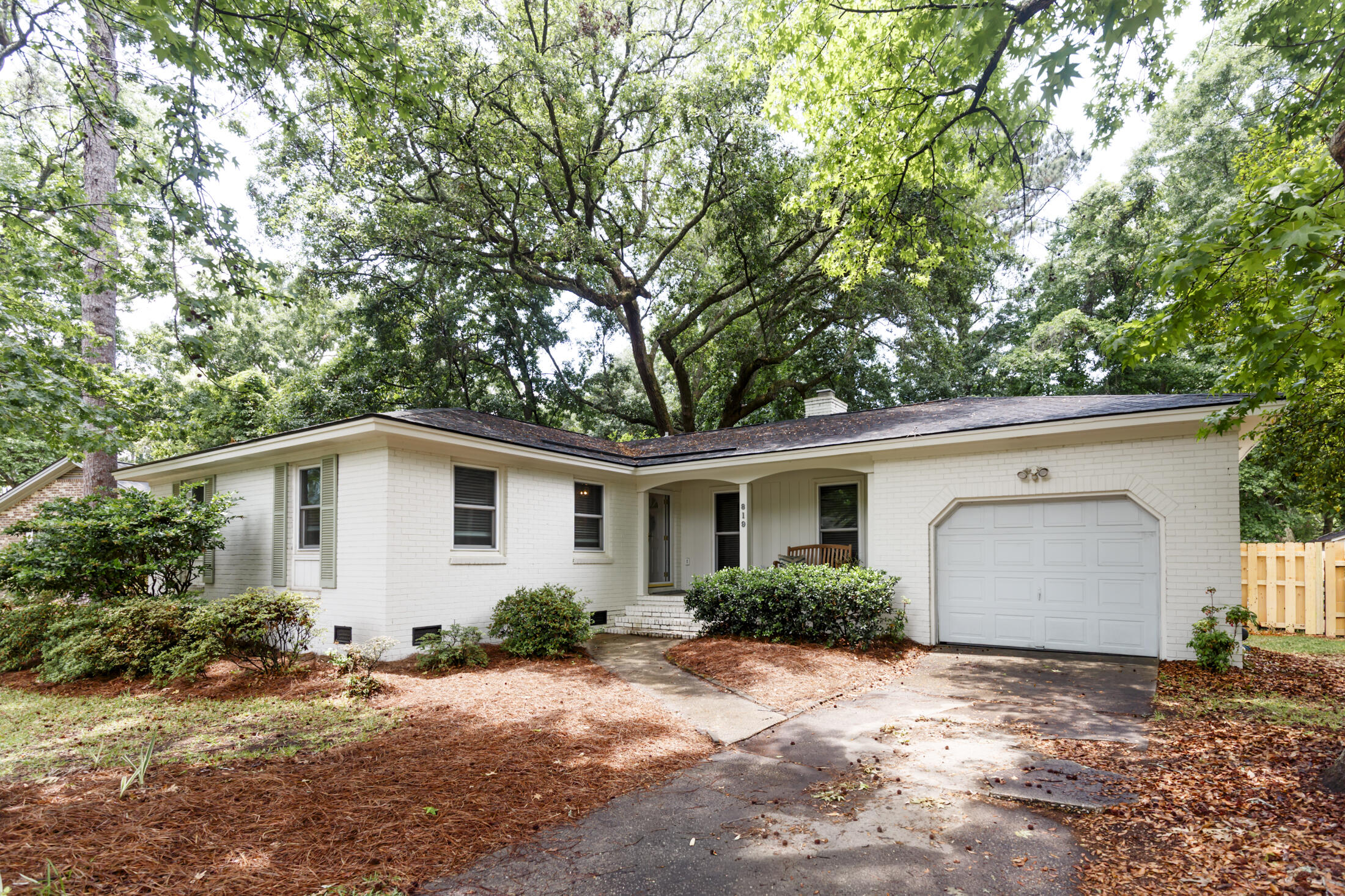 819 Abcaw Way