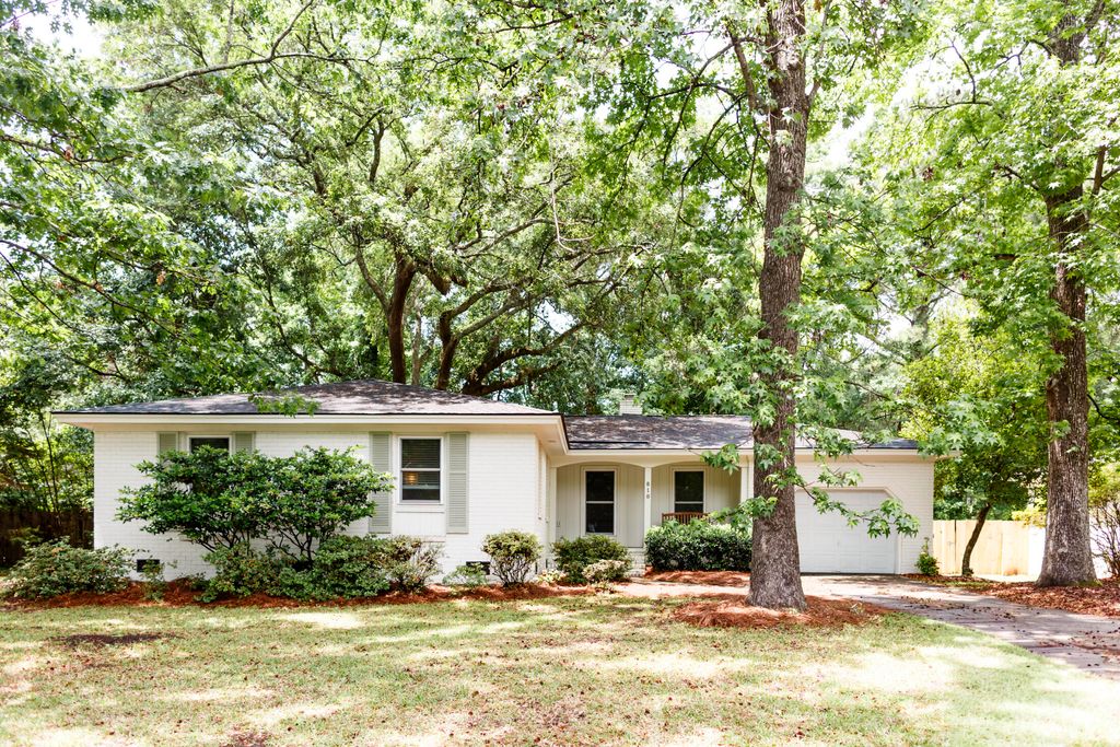 Photo of 819 Abcaw Way, Mount Pleasant, SC 29464 (MLS # 26013890)