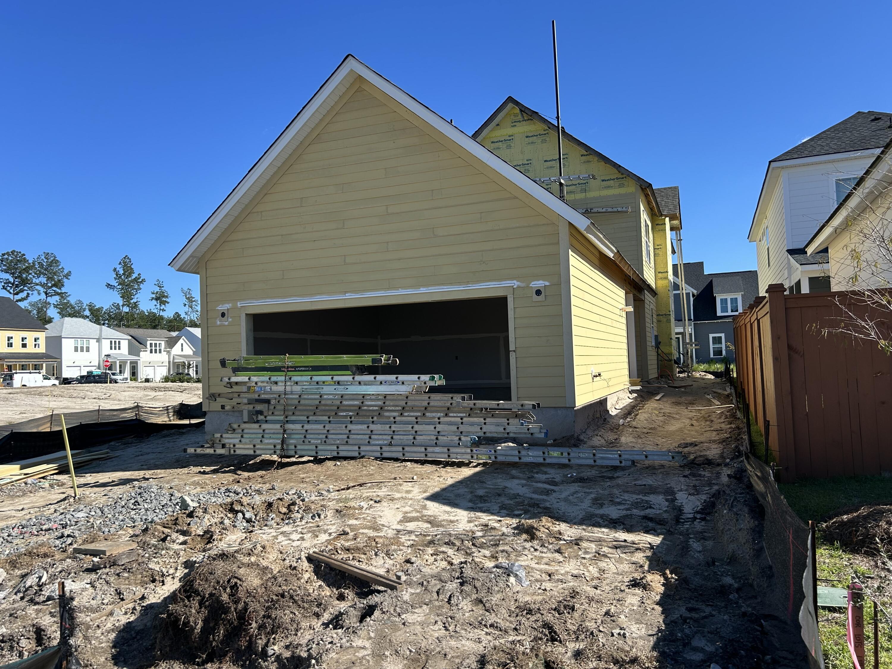 726 Rumbling Leaf Lane