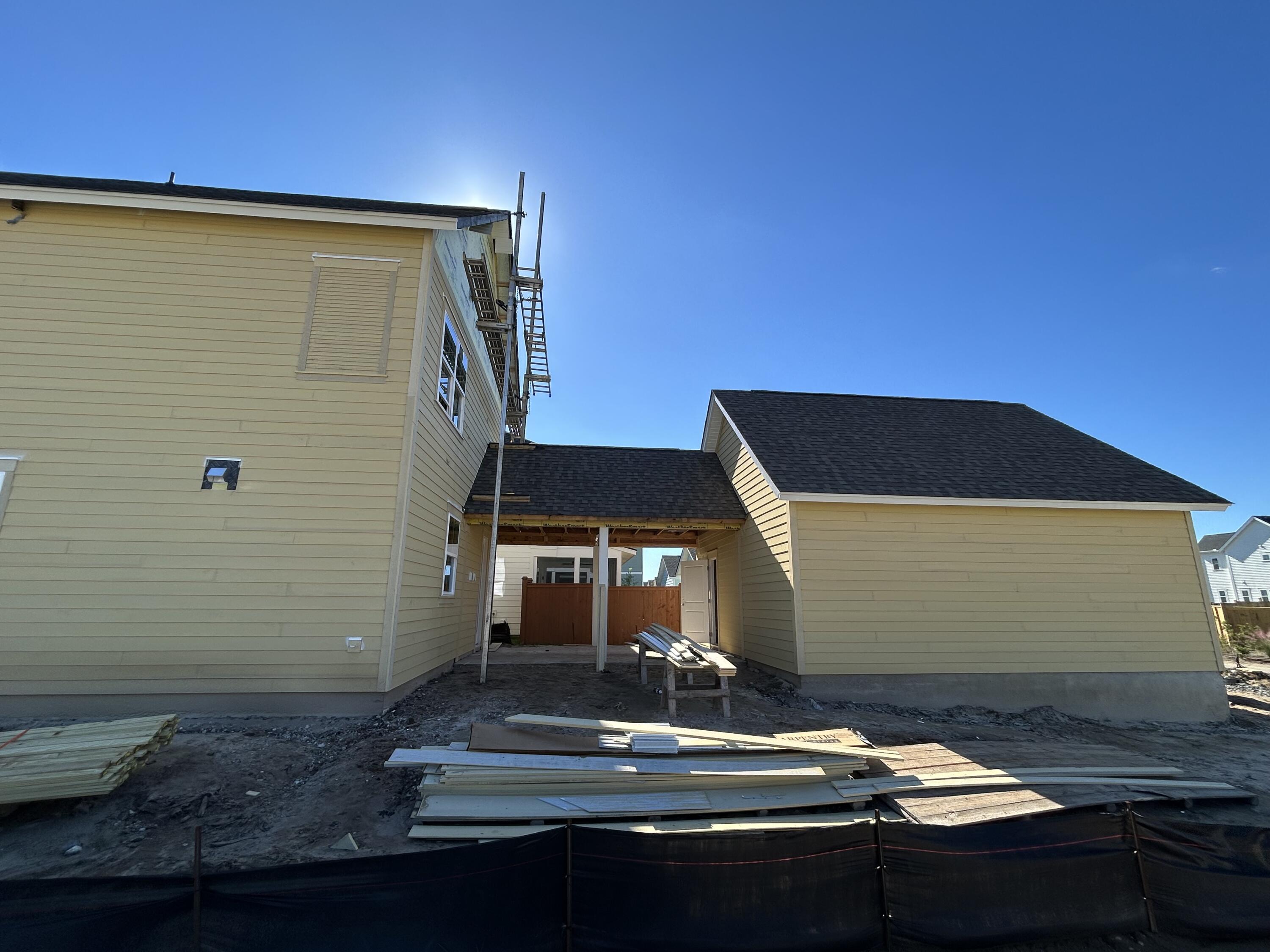 726 Rumbling Leaf Lane