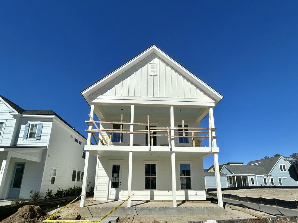 Photo of 726 Rumbling Leaf Lane, Summerville, SC 29486 (MLS # 25027976)