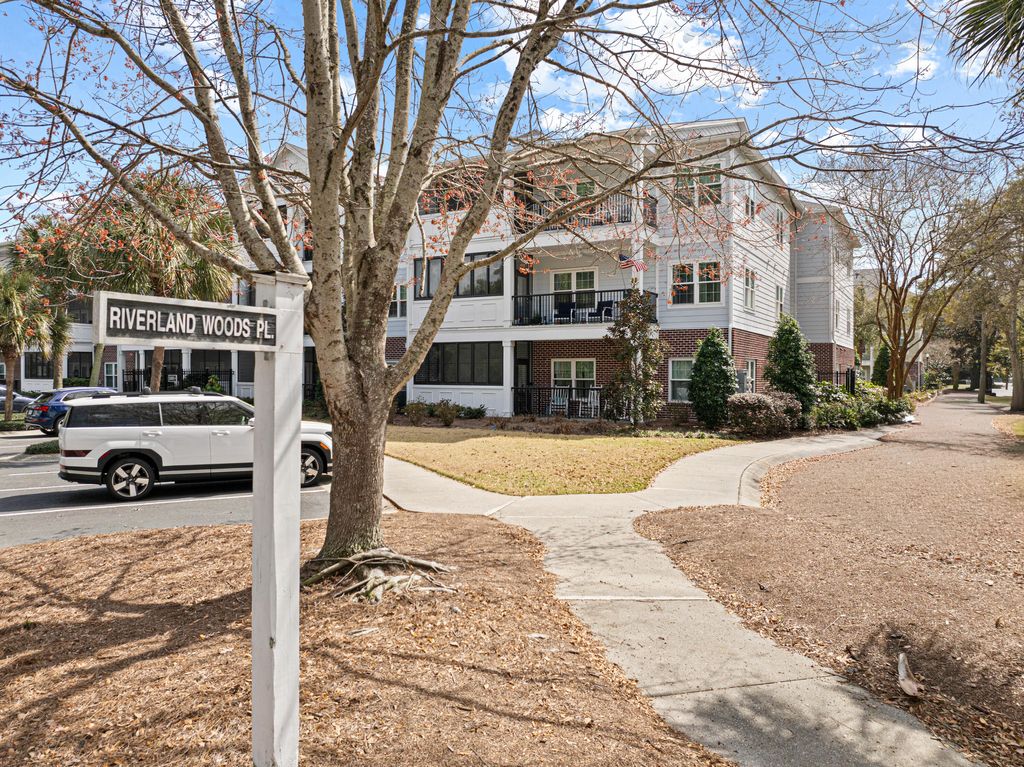 Photo of 1025 Riverland Woods Place #311, Charleston, SC 29412 (MLS # 26006915)