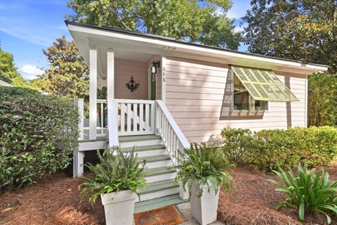 Photo of 846 Toler Drive, Mount Pleasant, SC 29464 (MLS # 26026017)
