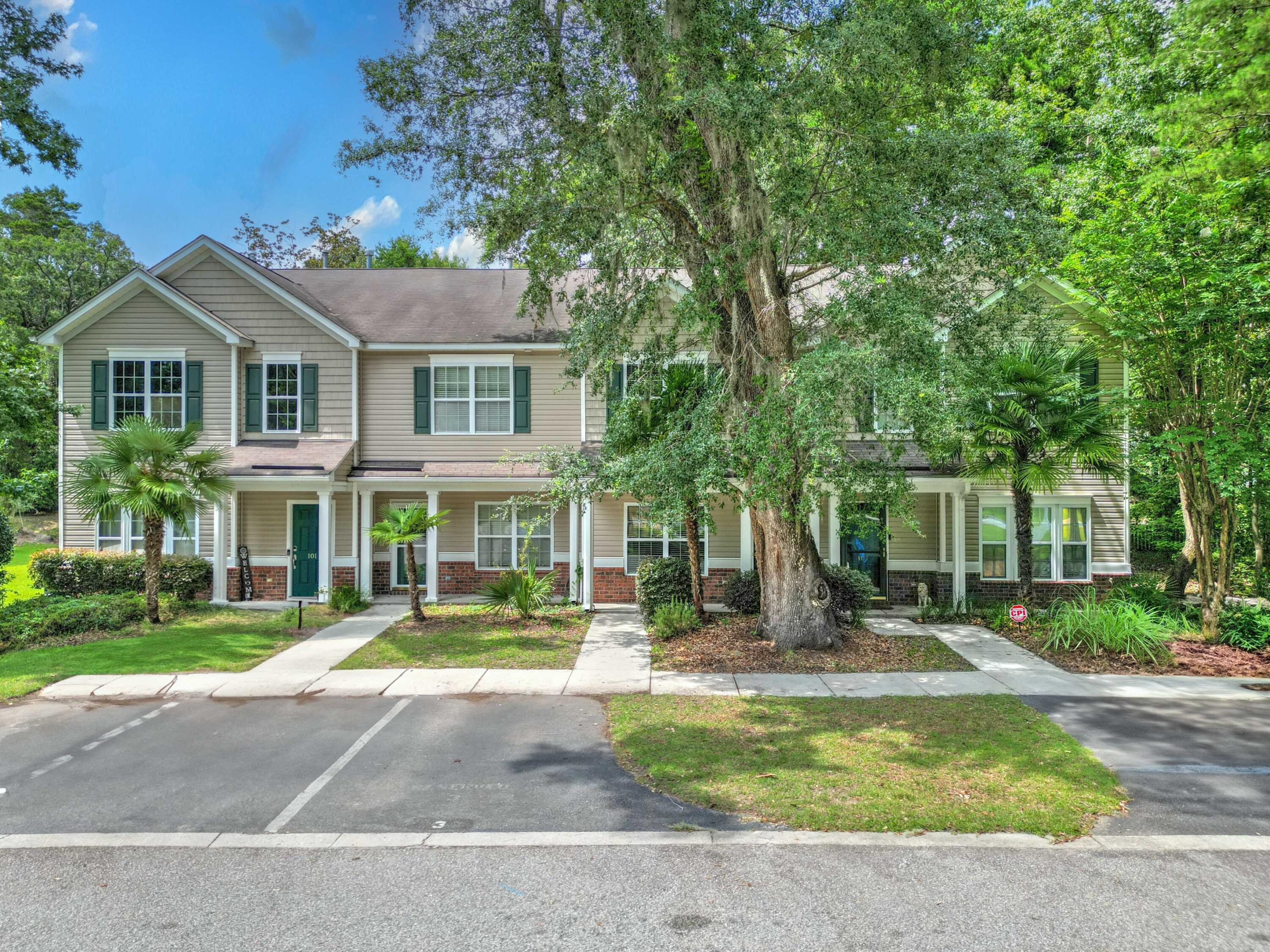 105 Chinquapin Drive