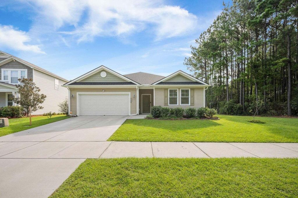 Photo of 112 Shadybrook Drive, Summerville, SC 29486 (MLS # 25032775)