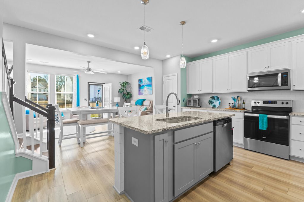 Photo of 524 Trotters Lane, Moncks Corner, SC 29461 (MLS # 25031406)