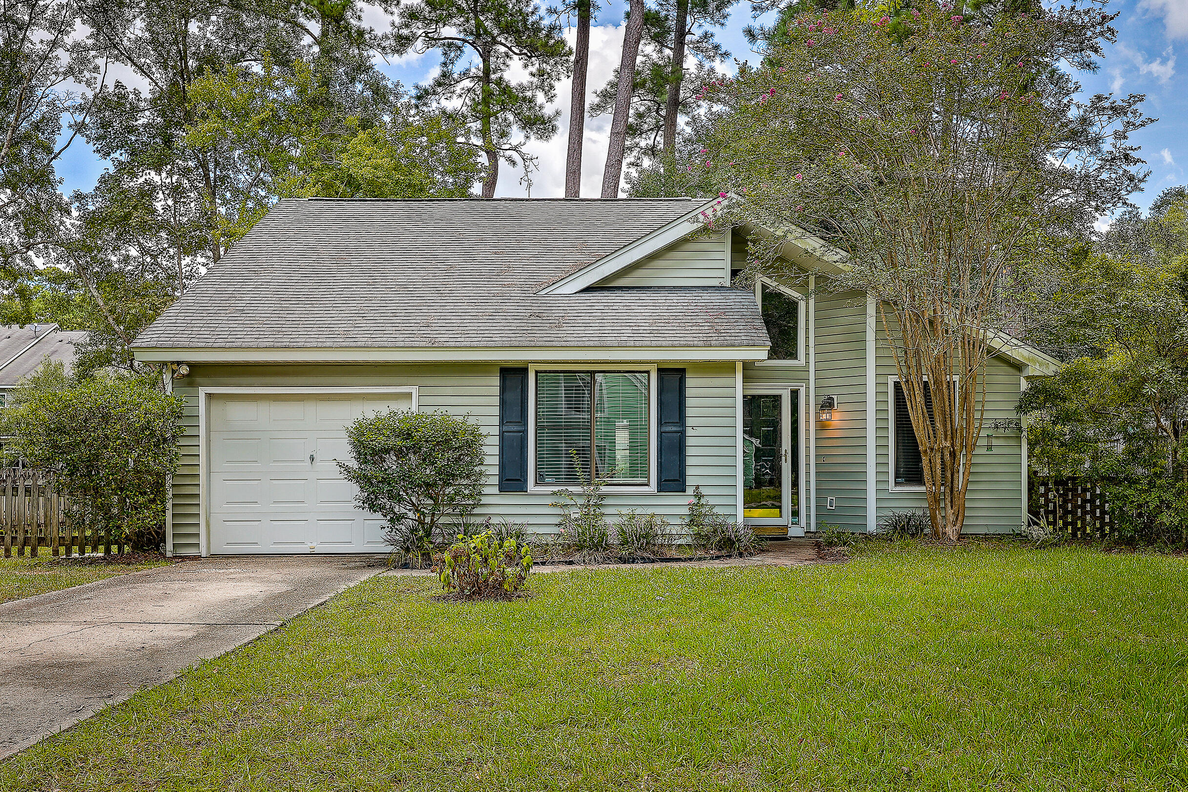 View North Charleston, SC 29418 house