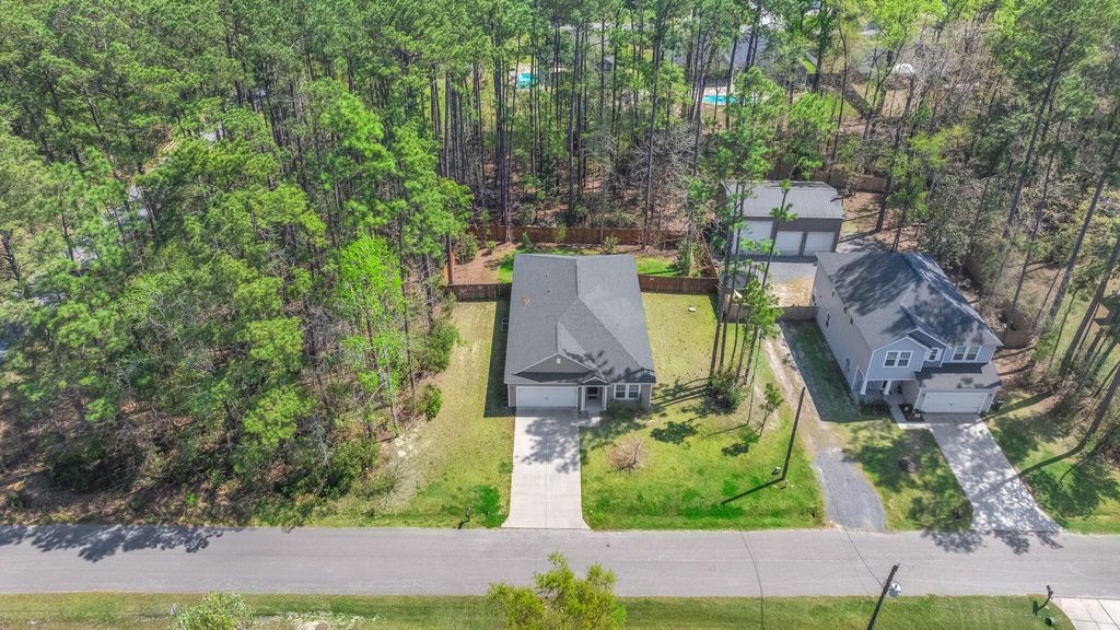 Photo of 103 Cooper Drive, Summerville, SC 29483 (MLS # 26008429)