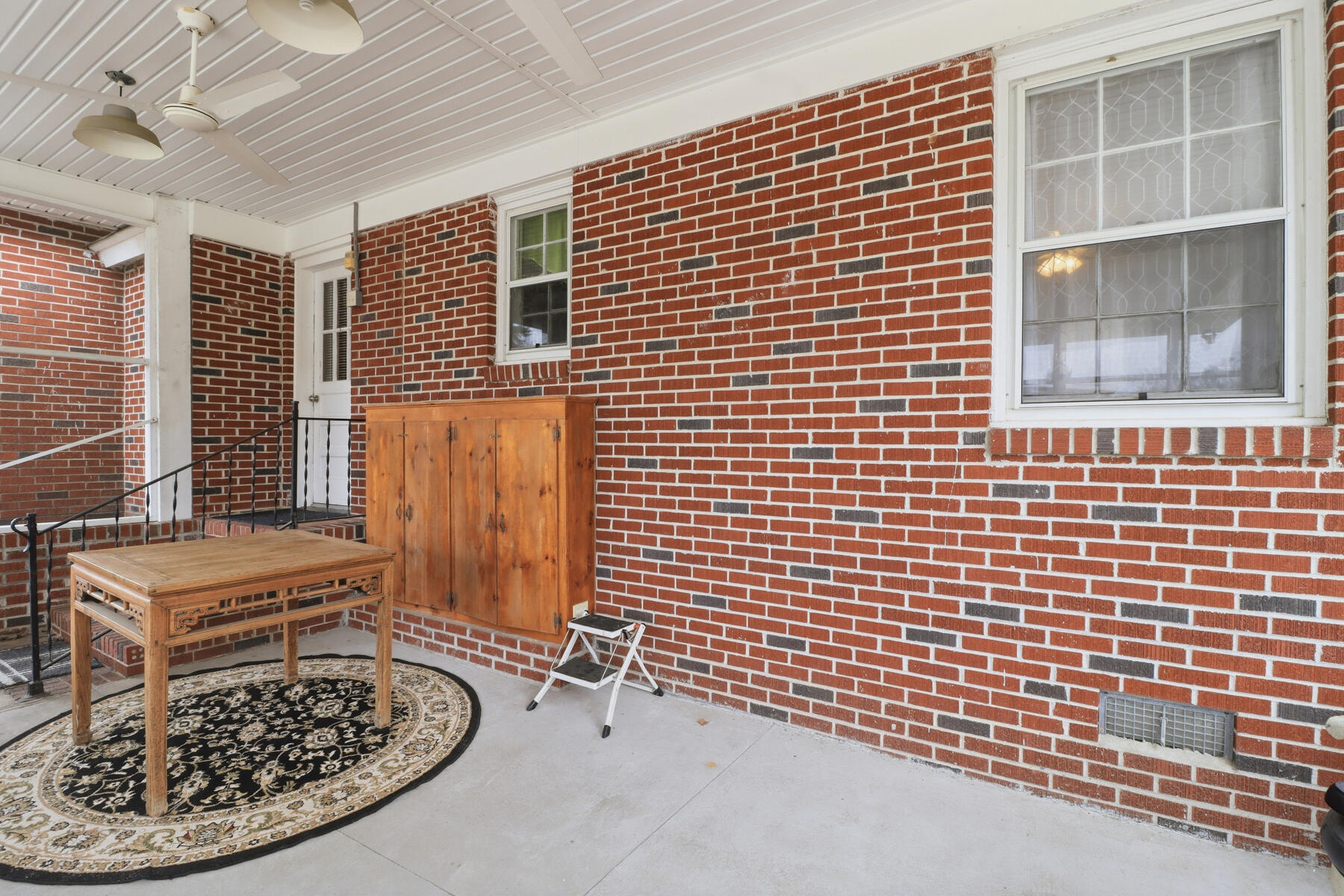 319 E Hampton Street