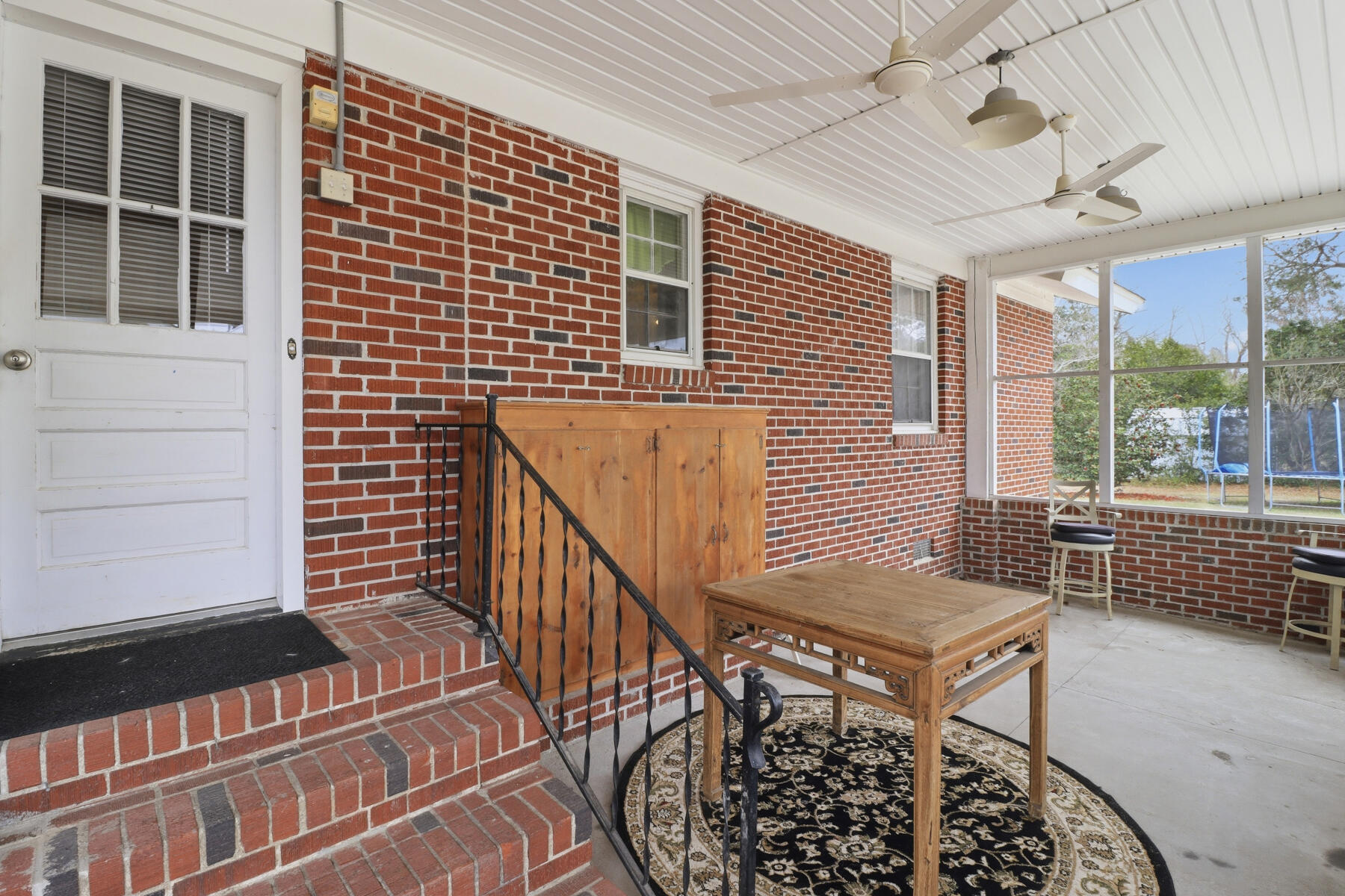 319 E Hampton Street