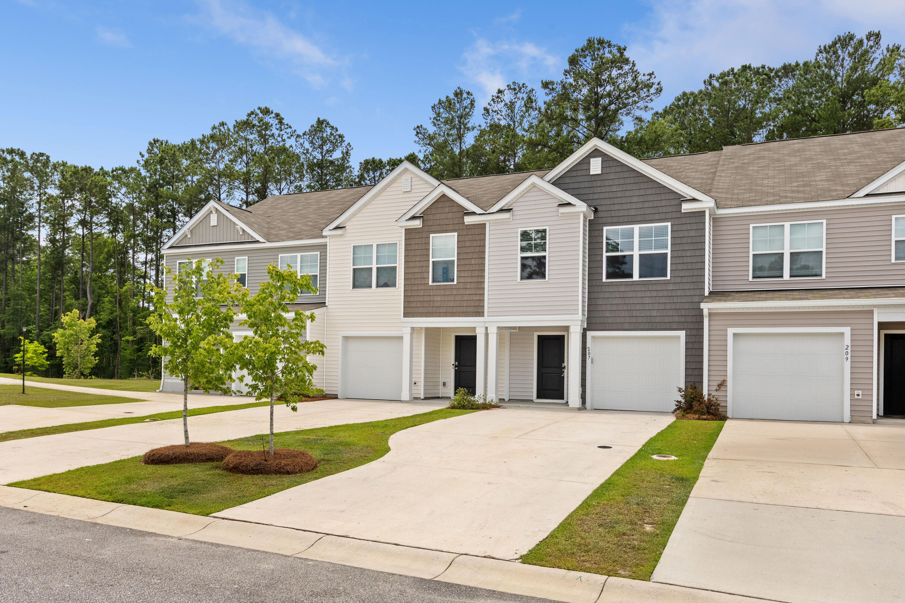 207 Cozy Brook Court
