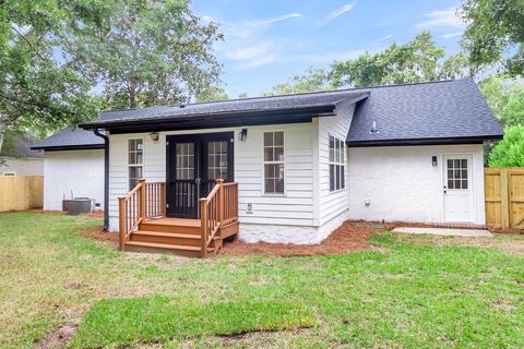 A home in Mount Pleasant