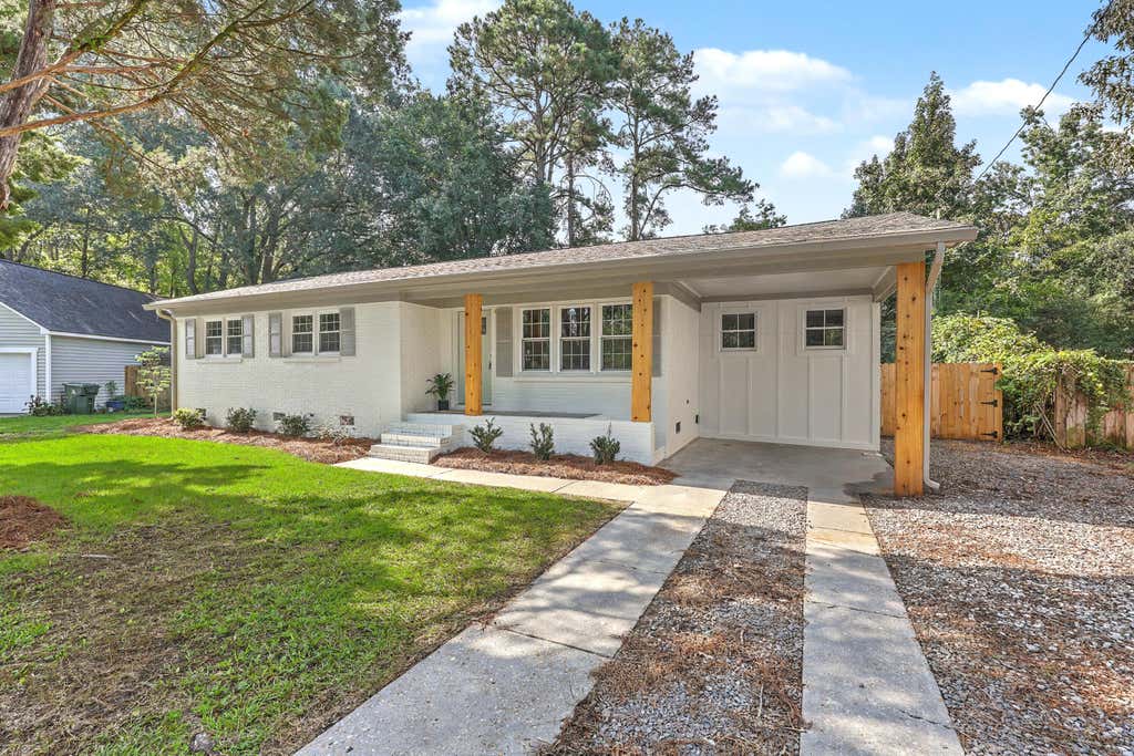 Photo of 445 Madeline Drive, Goose Creek, SC 29445 (MLS # 26023710)