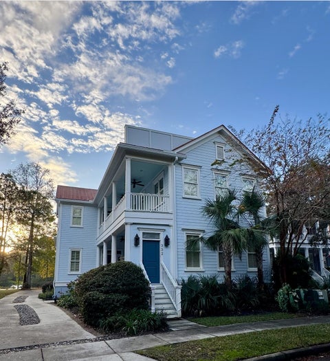 Photo of 332 Bridgetown Pass PASS, Mount Pleasant, SC 29464 (MLS # 26012950)