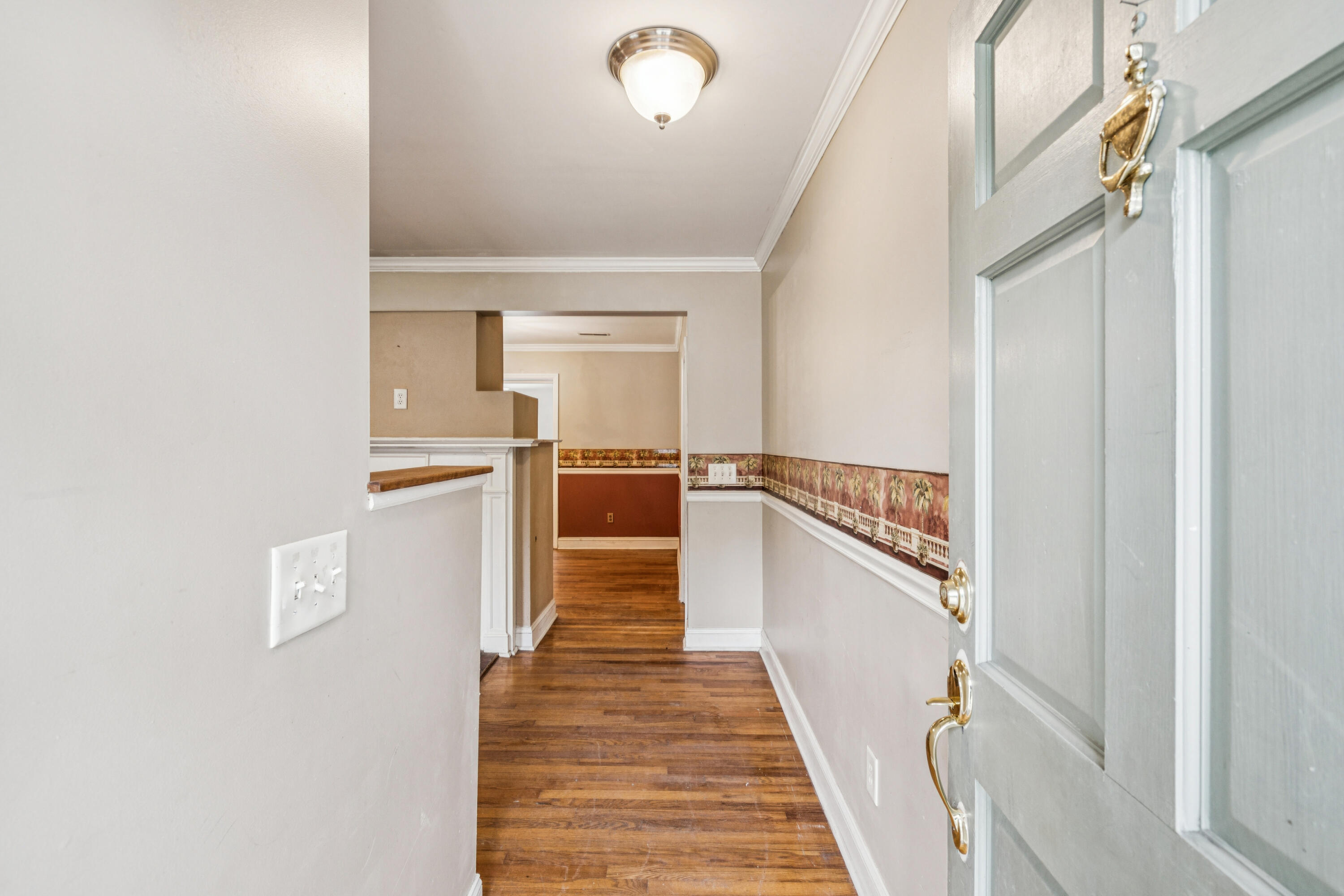 1202 Macqueen Avenue