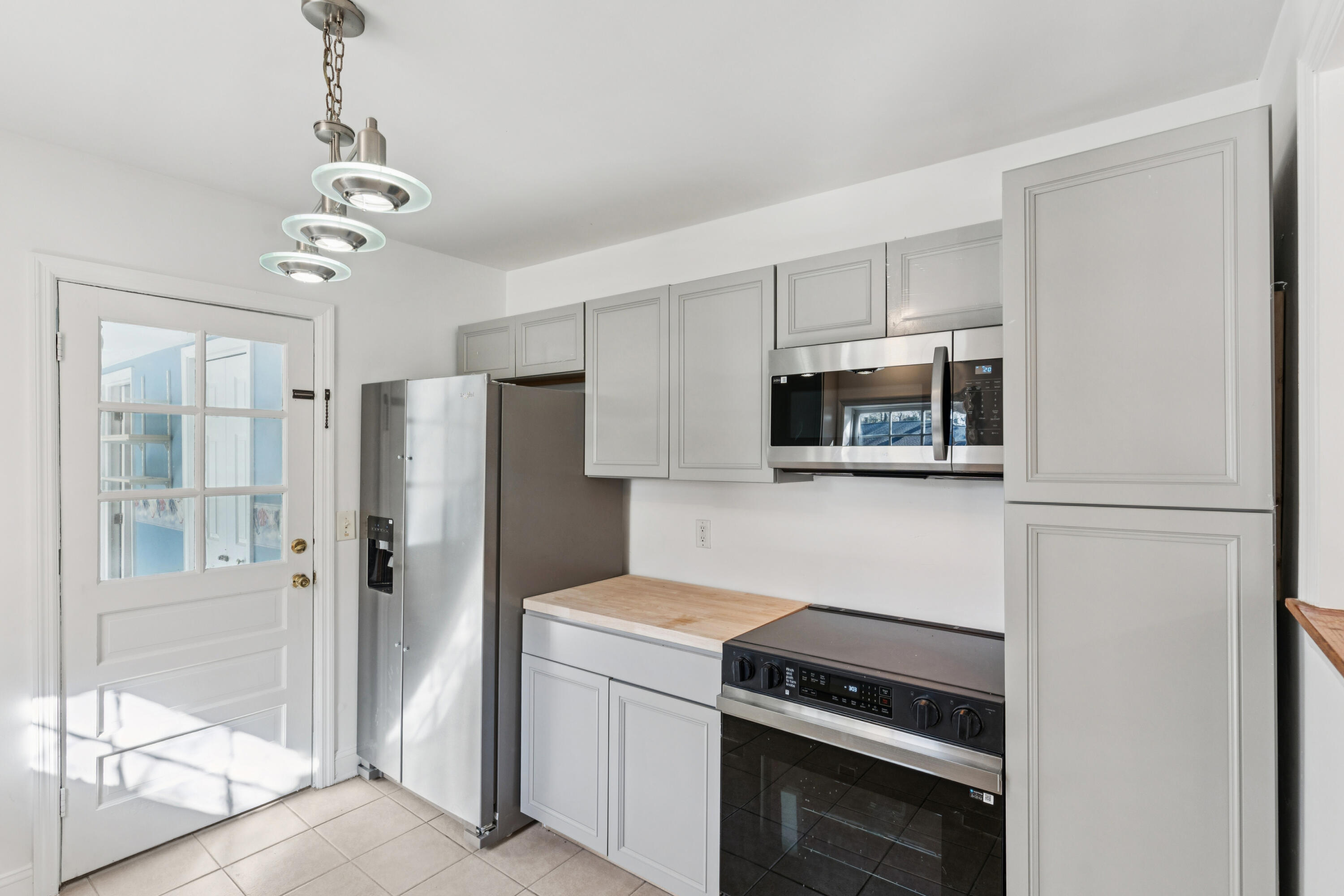 1202 Macqueen Avenue