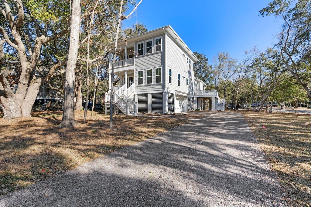 Photo of 1461 Lieben Road Road, Mount Pleasant, SC 29466 (MLS # 25026255)