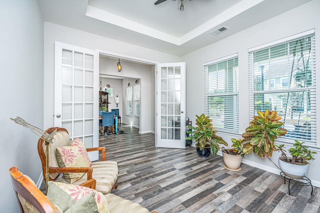 Photo of 504 Ladybug Lane, Summerville, SC 29485 (MLS # 26020455)