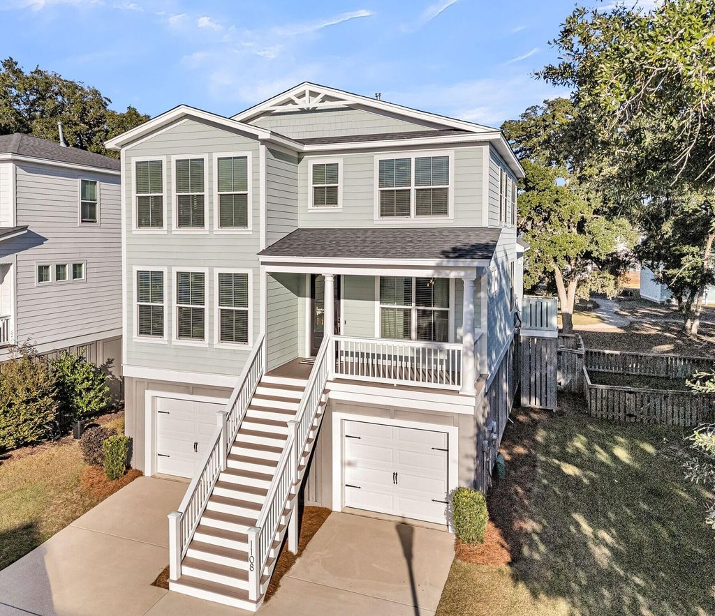 Photo of 1108 Oak Bluff Avenue, Charleston, SC 29492 (MLS # 25031040)