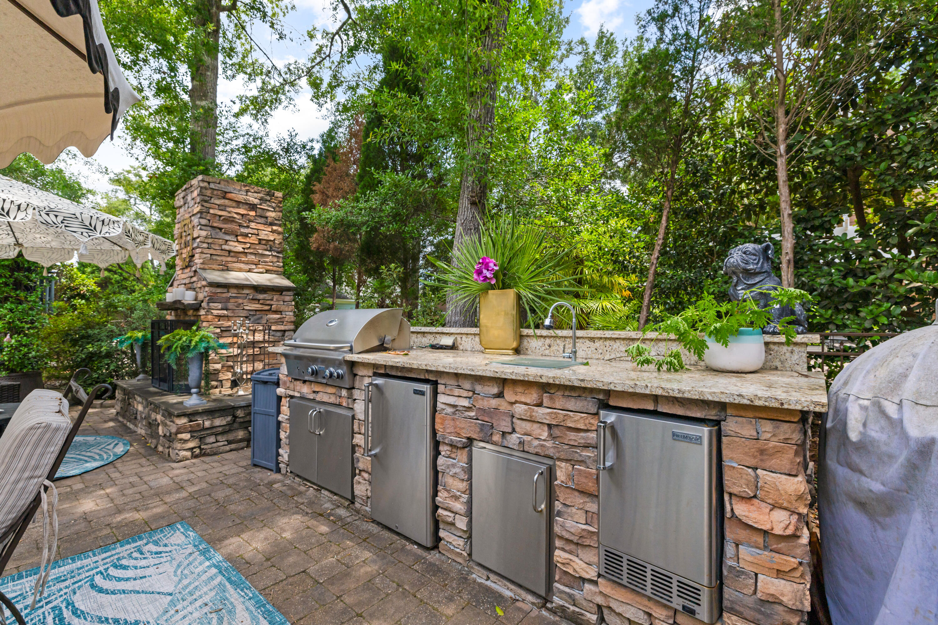 308 Hundred Oaks Parkway