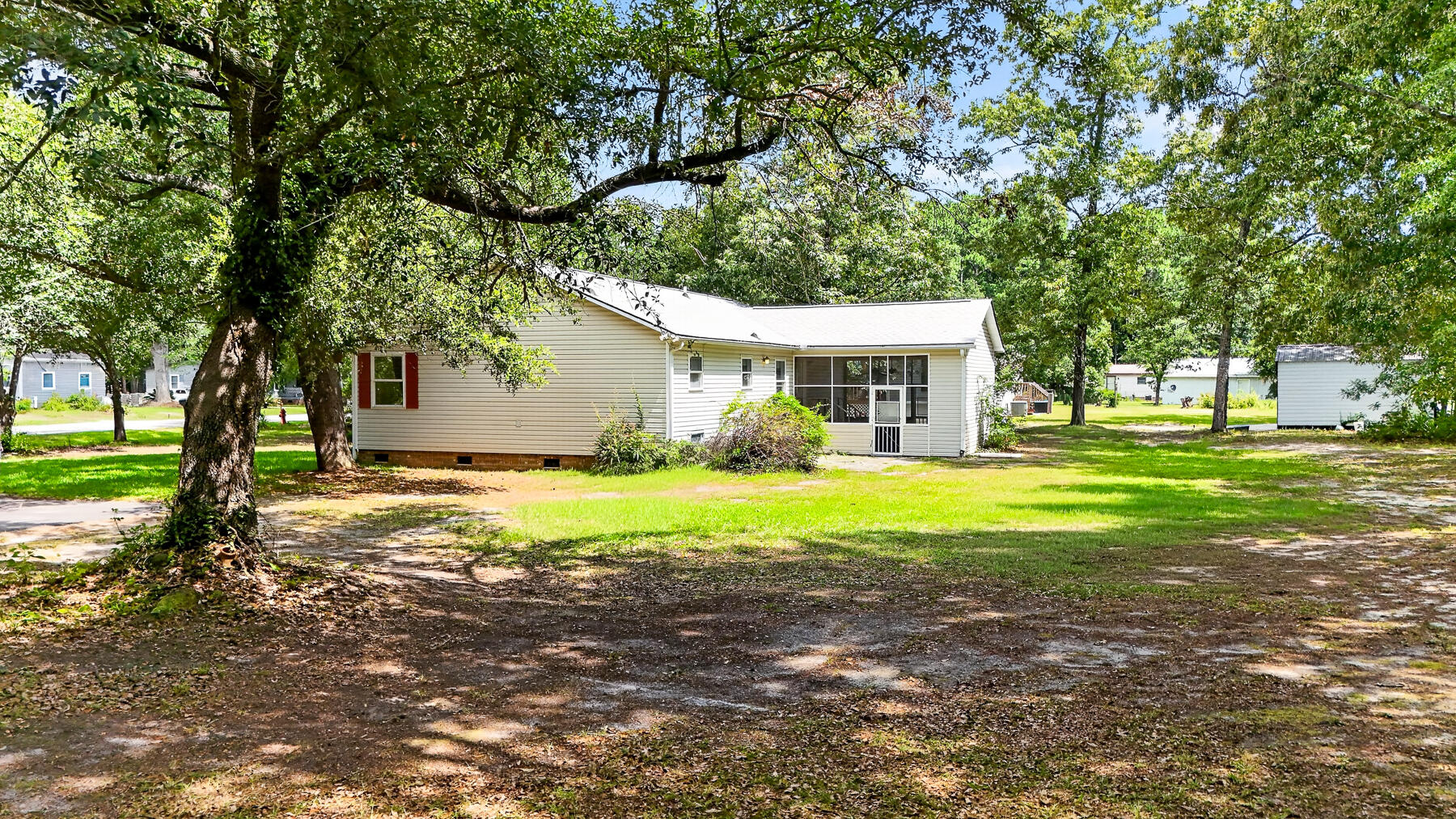 1104 Longpoint Road