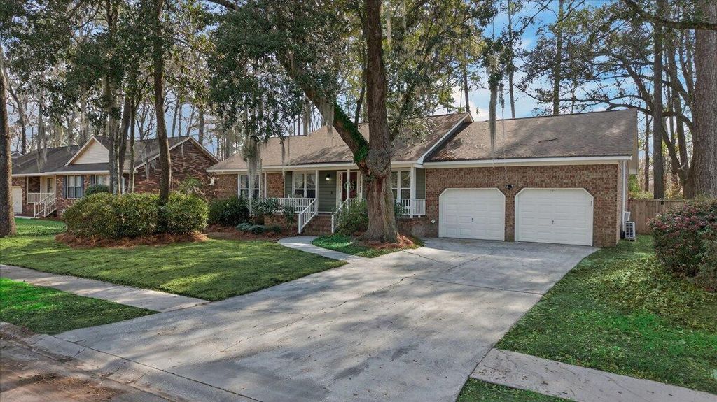Photo of 107 Sumners Alley, Summerville, SC 29485 (MLS # 26006105)
