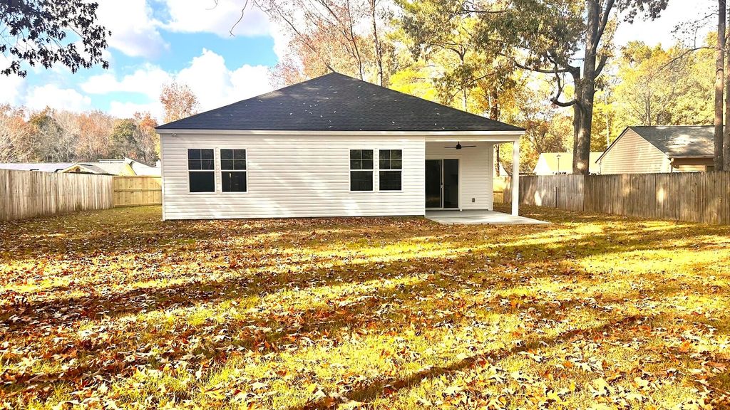 Photo of 3417 Smoketree Court, North Charleston, SC 29420 (MLS # 25031154)