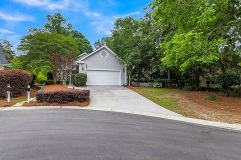 A home in North Charleston