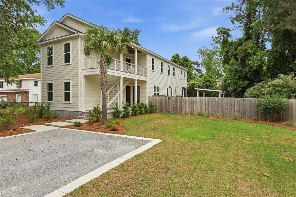 Photo of 532 Fleming Road, Charleston, SC 29412 (MLS # 26012305)