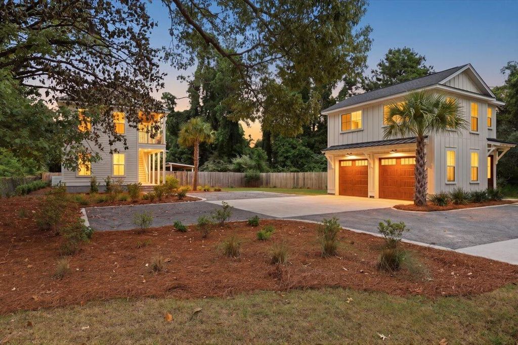Photo of 532 Fleming Road, Charleston, SC 29412 (MLS # 26012305)