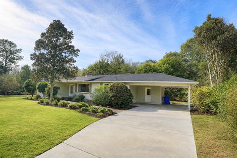 Photo of 837 Mellichamp Drive, Charleston, SC 29412 (MLS # 26002841)