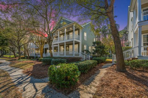 Photo of 3004 Treadwell Street, Mount Pleasant, SC 29466 (MLS # 26005999)