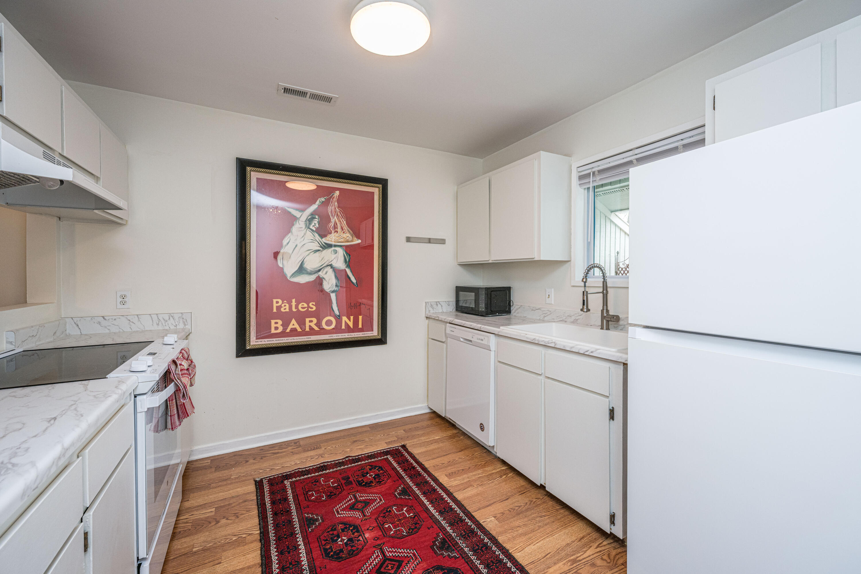 2745 Jobee Drive 6