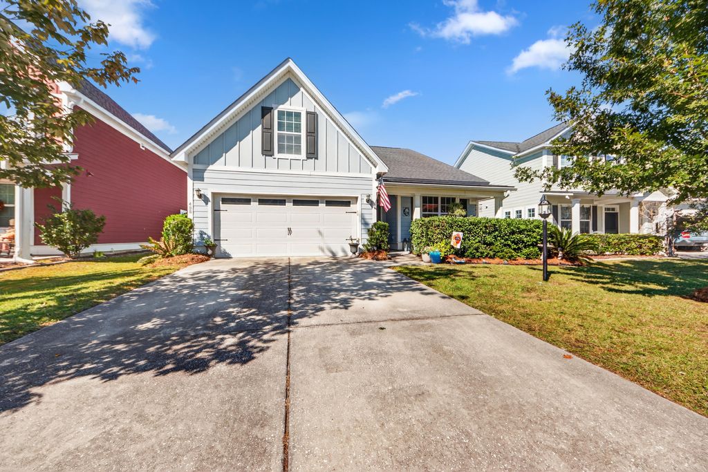 Photo of 488 Nelliefield Trail, Charleston, SC 29492 (MLS # 25028601)