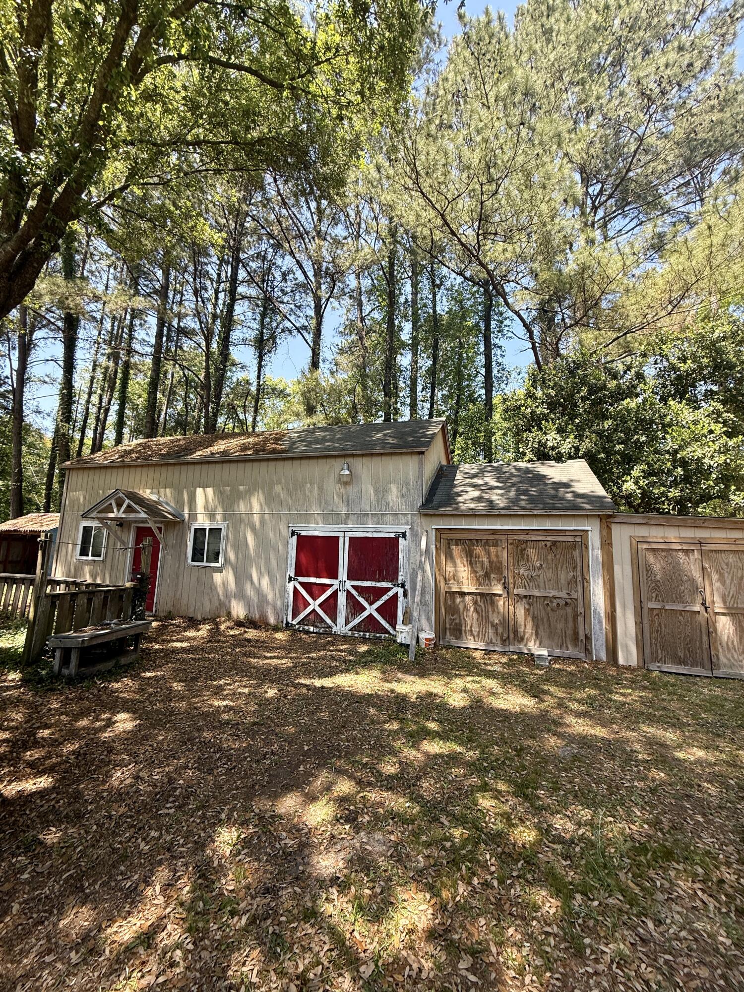 1886 United Drive