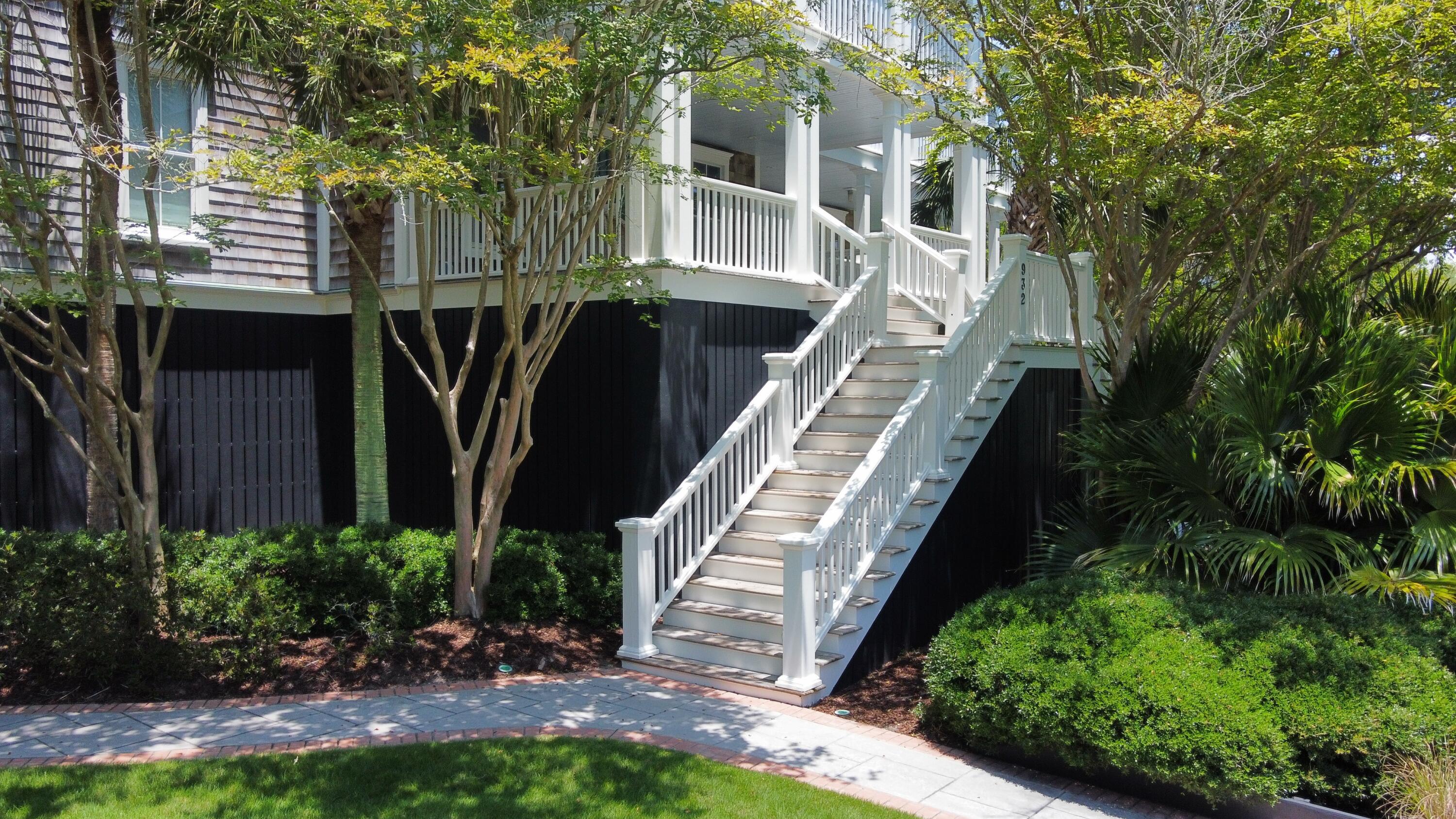 932 Middle Street