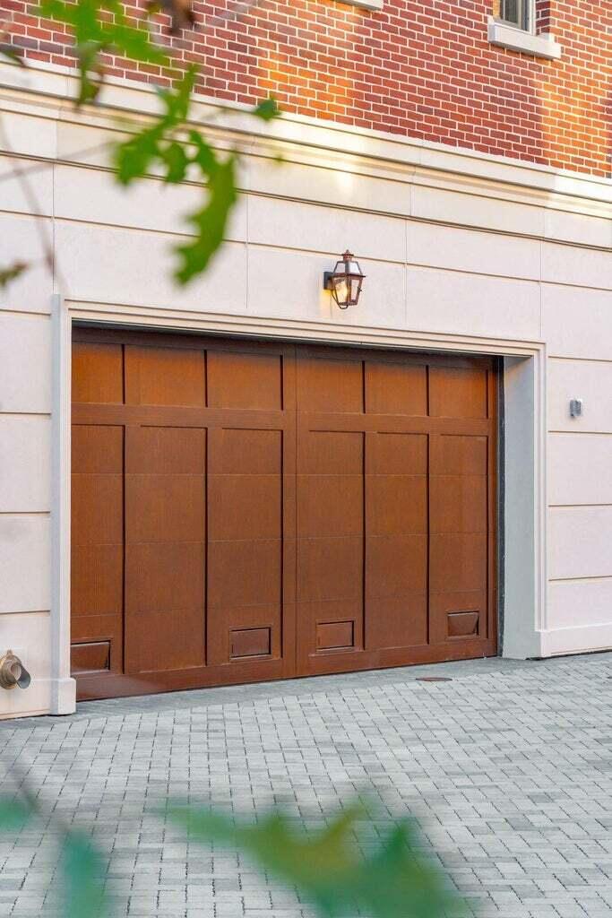 350 Broad Street