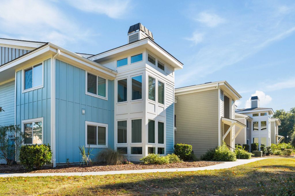 Photo of 268 Alexandra Drive #11, Mount Pleasant, SC 29464 (MLS # 25030825)