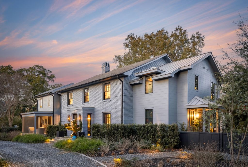 Photo of 11 Pierates Cruz, Mount Pleasant, SC 29464 (MLS # 26010109)